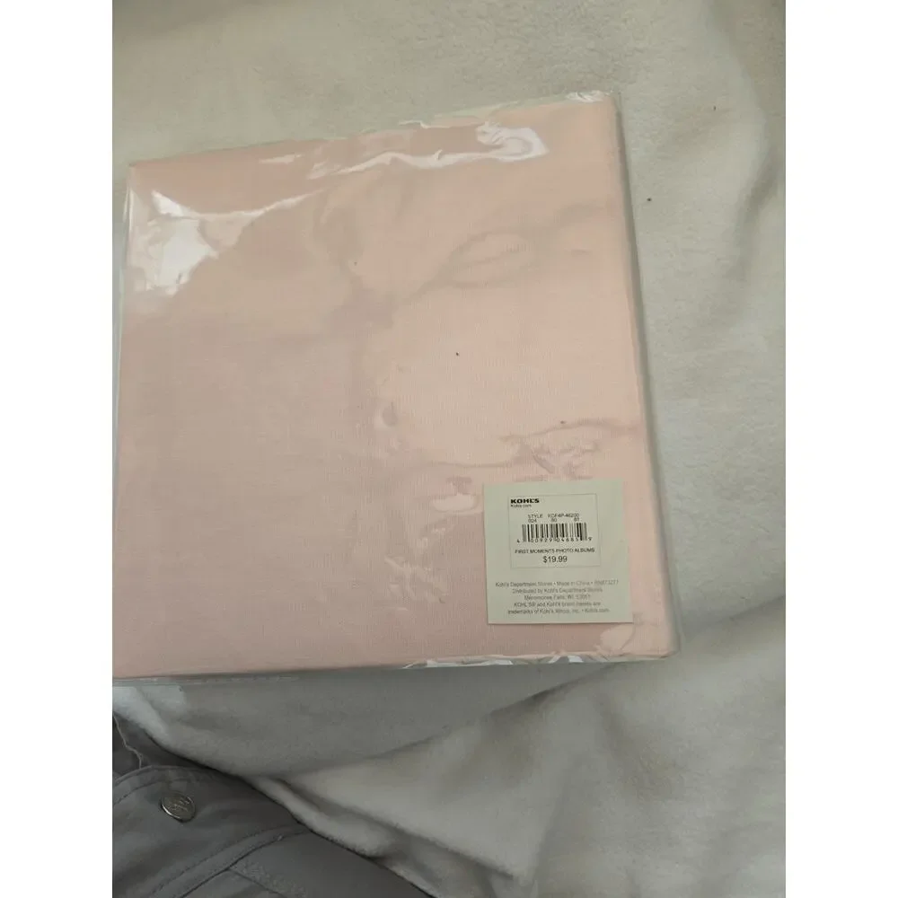 Baby Girl Pink Photo Album - Holds 200 4”x6” Photos - NEW
